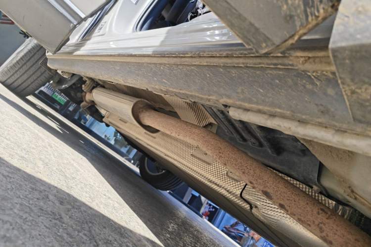 Used BYD Frigate 07 2023 DM-i 205KM Flagship Model Right Side Sill