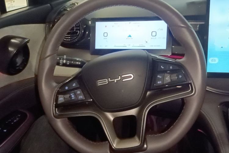 Used BYD Frigate 07 2023 DM-i 100KM Flagship Model Steering Wheel