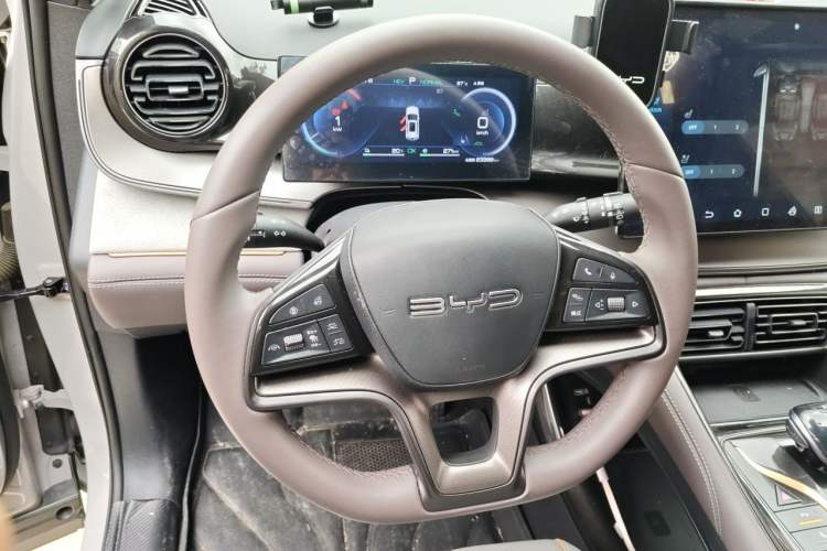 Used BYD Frigate 07 2023 DM-i 100KM Prestige Model Steering Wheel