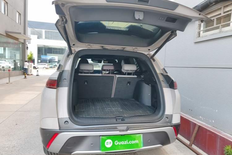 Used BYD Frigate 07 2023 DM-i 205KM Flagship Model Trunk