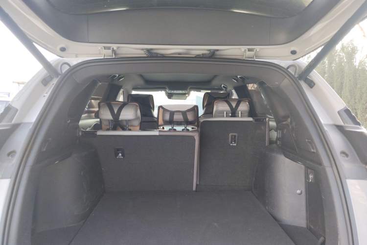 Used BYD Frigate 07 2023 DM-i 100KM Prestige Model Trunk