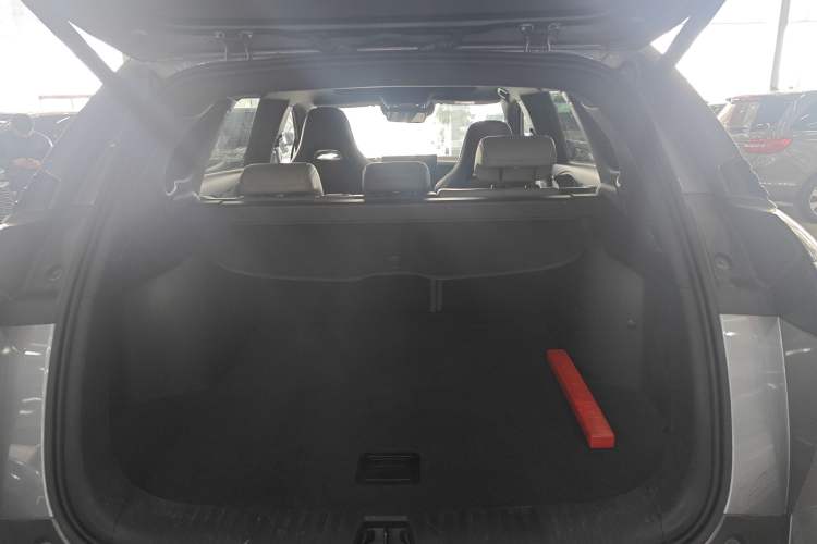 Used BYD Frigate 07 2023 DM-i 100KM Flagship Model Trunk