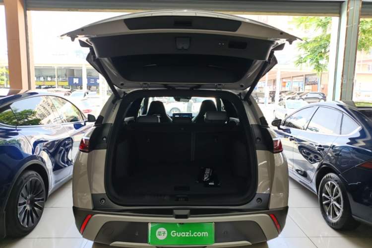 Used BYD Frigate 07 2023 DM-i 205KM Prestige Model Trunk