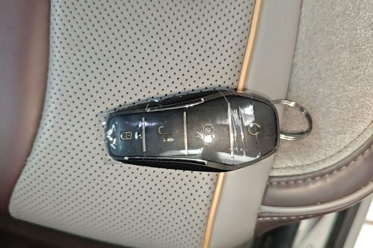 Used BYD Frigate 07 2023 DM-i 205KM Flagship Model Vehicle Key
