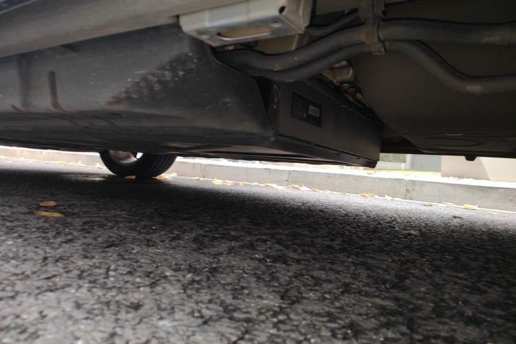 Used BYD Frigate 07 2023 DM-i 205KM Flagship Model Chassis Rear Left