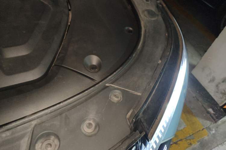 Used BYD Frigate 07 2023 DM-i 205KM Prestige Model Engine Bay Left