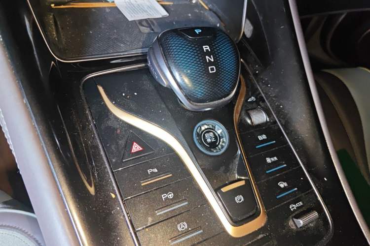 Used BYD Frigate 07 2023 DM-i 100KM Flagship Model Gear Lever