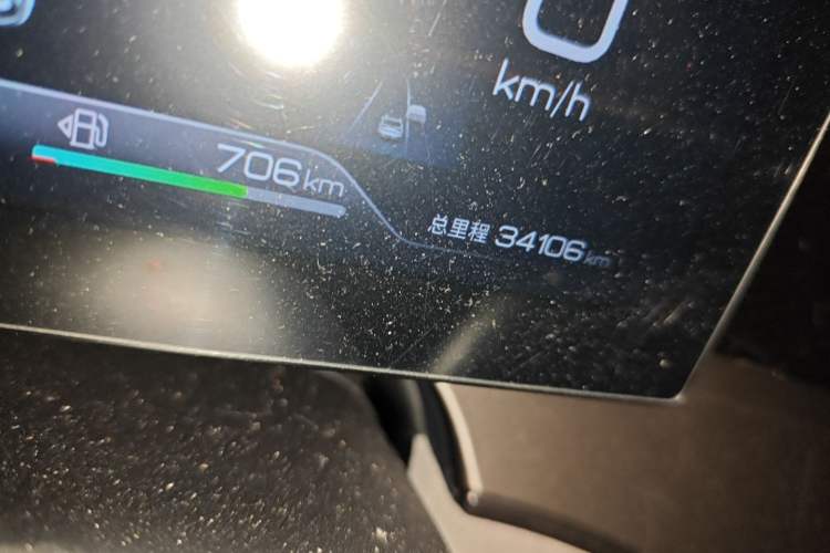 Used BYD Frigate 07 2023 DM-i 100KM Prestige Model Odometer Close Up