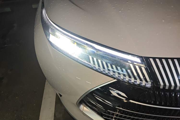 Used BYD Frigate 07 2023 DM-i 100KM Flagship Model Right Front Headlight