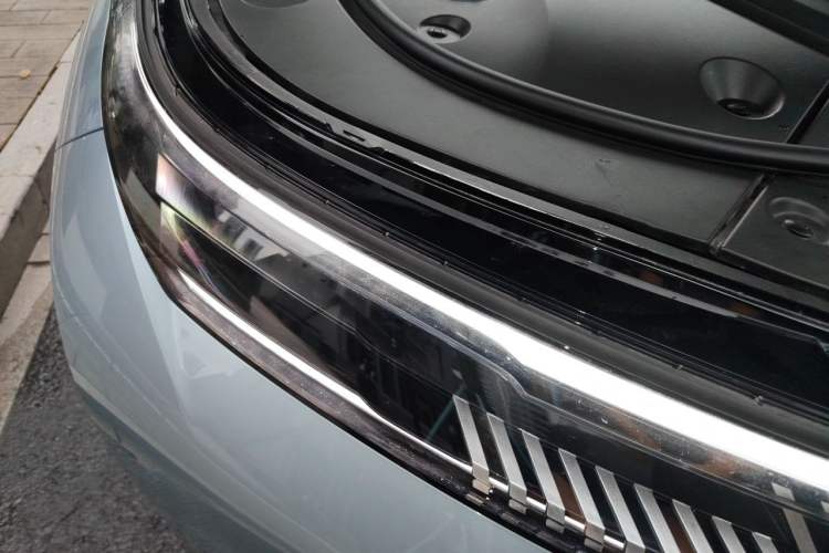 Used BYD Frigate 07 2023 DM-i 205KM Flagship Model Right Front Headlight