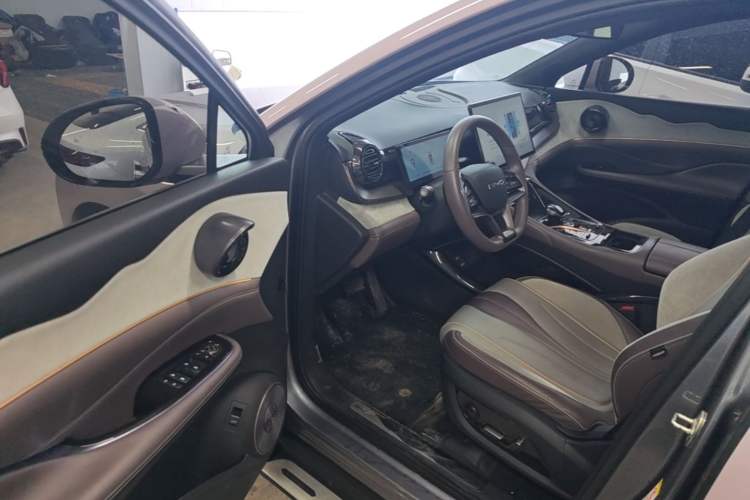 Used BYD Frigate 07 2023 DM-i 205KM Prestige Model Driver Seat