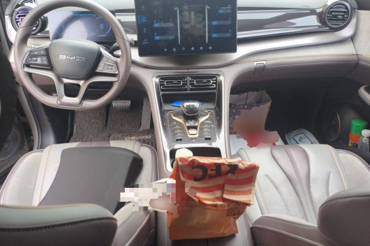 Used BYD Frigate 07 2023 DM-i 100KM Prestige Model Center Console