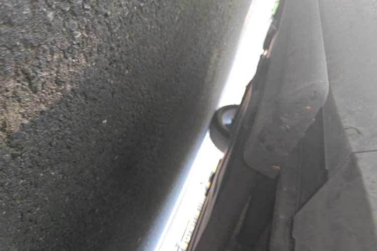 Used BYD Frigate 07 2023 DM-i 100KM Prestige Model Chassis Front Right