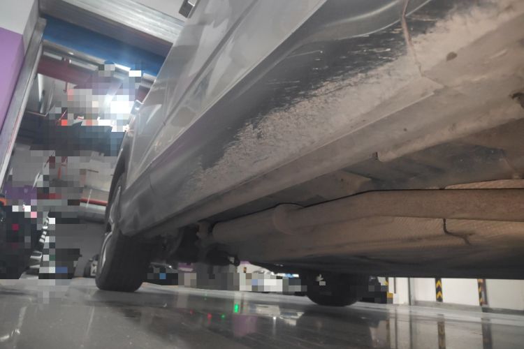 Used BYD Frigate 07 2023 DM-i 205KM Prestige Model Chassis Front Right