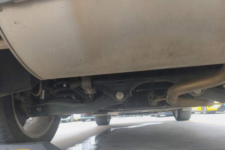 Used BYD Frigate 07 2023 DM-i 100KM Prestige Model Chassis Rear
