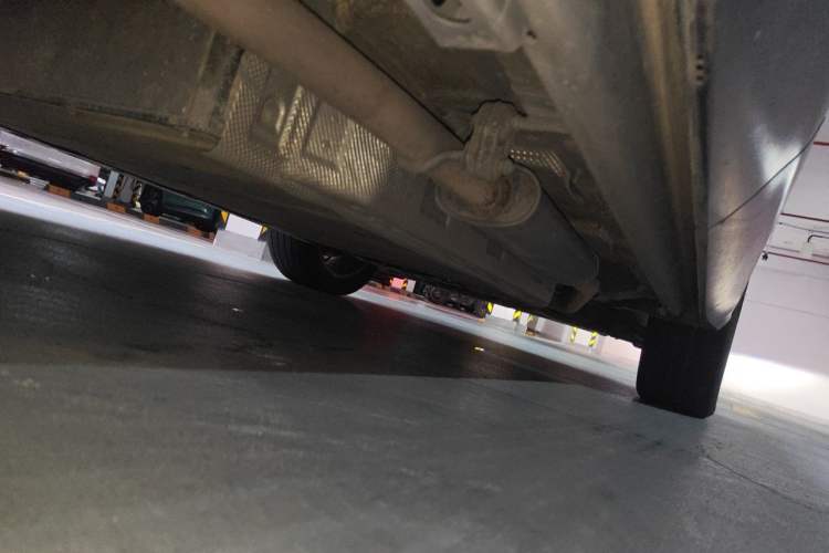 Used BYD Frigate 07 2023 DM-p 175 km Four-Wheel Drive Flagship Model Chassis Rear Right