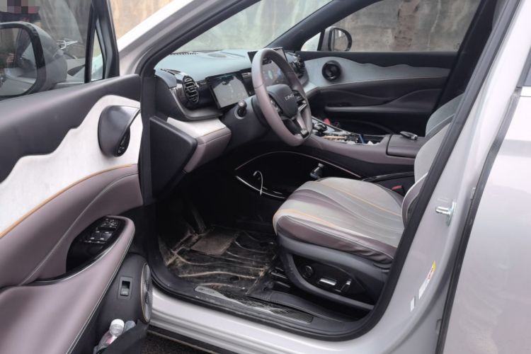Used BYD Frigate 07 2023 DM-i 205KM Prestige Model Driver Seat