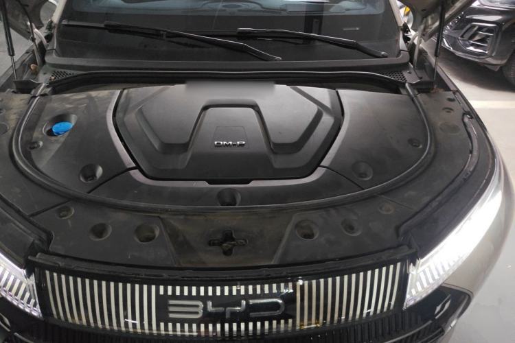 Used BYD Frigate 07 2023 DM-p 175 km Four-Wheel Drive Flagship Model Engine Bay