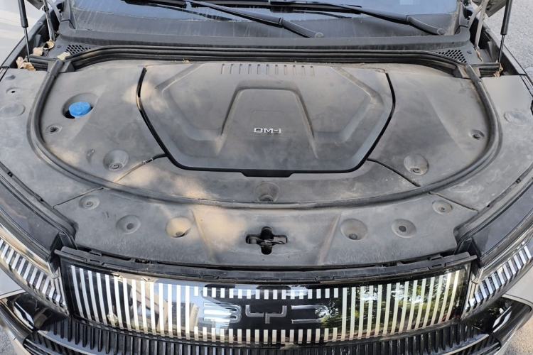 Used BYD Frigate 07 2023 DM-i 100KM Flagship Model Engine Bay
