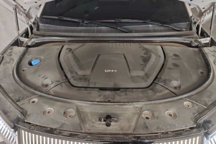 Used BYD Frigate 07 2023 DM-i 100KM Luxury Model Engine Bay