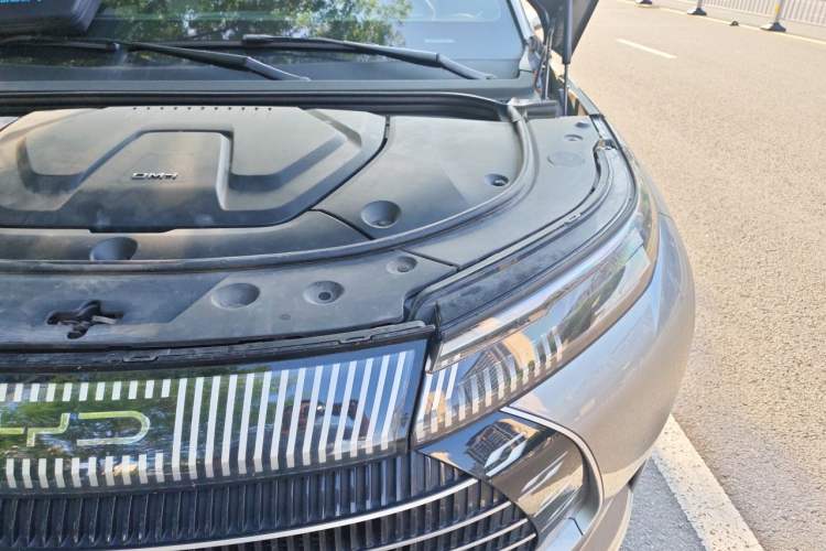 Used BYD Frigate 07 2023 DM-i 100KM Prestige Model Engine Bay Left