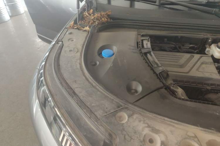 Used BYD Frigate 07 2023 DM-i 205KM Prestige Model Engine Bay Right