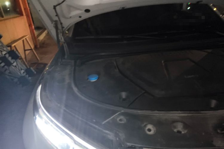 Used BYD Frigate 07 2023 DM-i 100KM Prestige Model Engine Bay Right