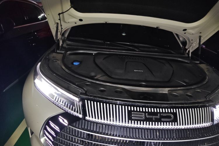 Used BYD Frigate 07 2023 DM-i 205KM Prestige Model Engine Bay Right