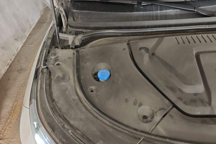 Used BYD Frigate 07 2023 DM-i 100KM Luxury Model Engine Bay Right