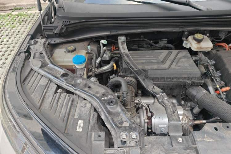 Used BYD Frigate 07 2023 DM-p 175 km Four-Wheel Drive Flagship Model Engine Bay Right