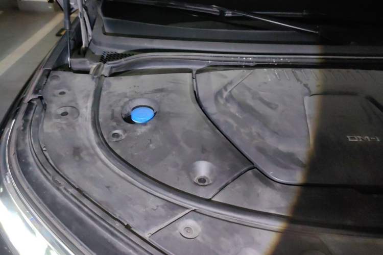 Used BYD Frigate 07 2023 DM-i 100KM Flagship Model Engine Bay Right