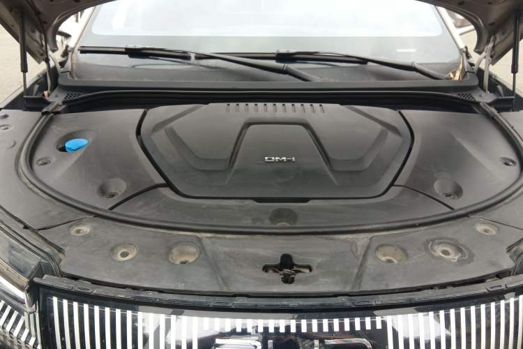 Used BYD Frigate 07 2023 DM-i 100KM Flagship Model Engine Bay