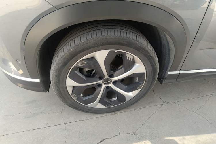 Used BYD Frigate 07 2023 DM-i 100KM Flagship Model Exterior 4