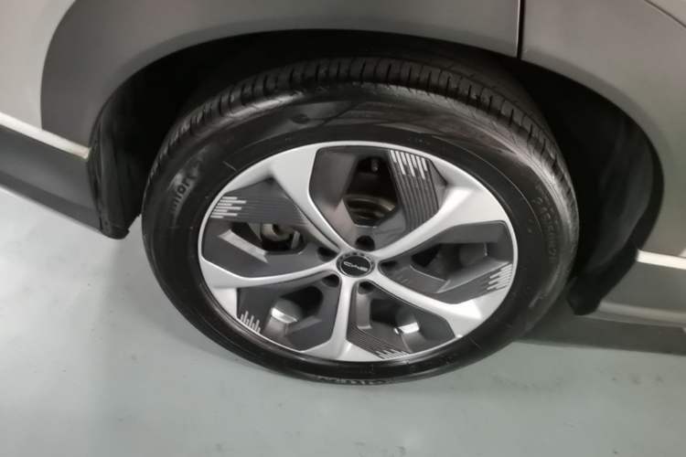 Used BYD Frigate 07 2023 DM-i 205KM Prestige Model Exterior 5