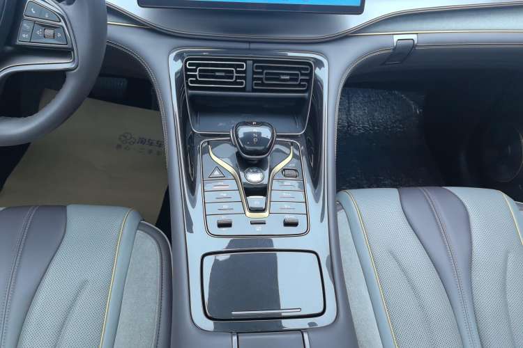 Used BYD Frigate 07 2023 DM-i 100KM Flagship Model Gear Lever