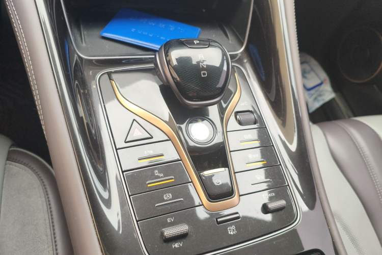 Used BYD Frigate 07 2023 DM-i 100KM Prestige Model Gear Lever