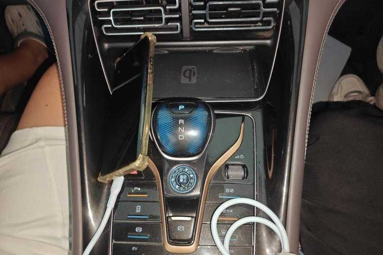 Used BYD Frigate 07 2023 DM-i 100KM Luxury Model Gear Lever