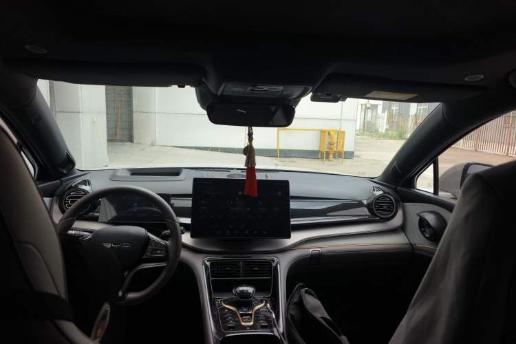 Used BYD Frigate 07 2023 DM-i 100KM Flagship Model Headliner