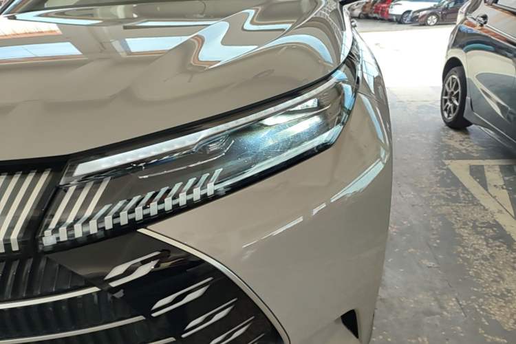 Used BYD Frigate 07 2023 DM-i 100KM Prestige Model Left Front Headlight
