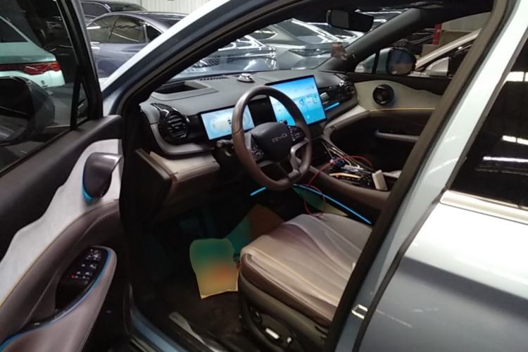 Used BYD Frigate 07 2023 DM-p 175 km Four-Wheel Drive Flagship Model Left Front Seat