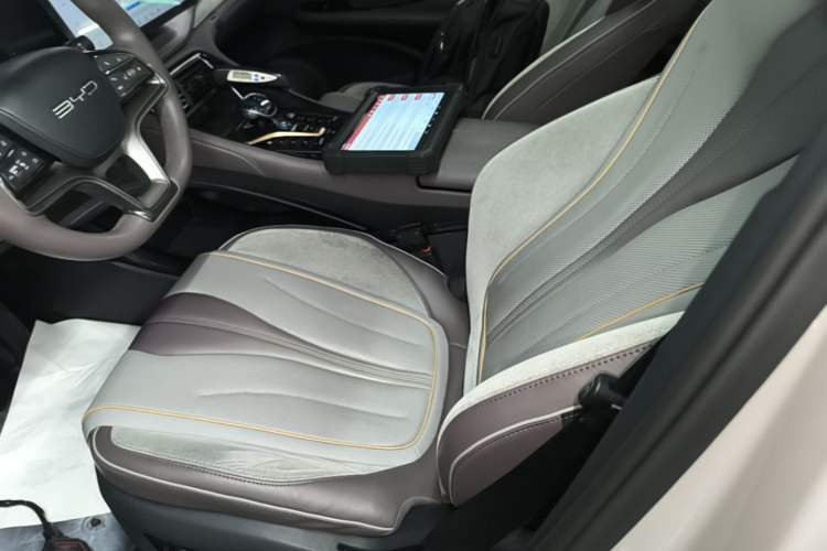 Used BYD Frigate 07 2023 DM-i 100KM Prestige Model Left Front Seat