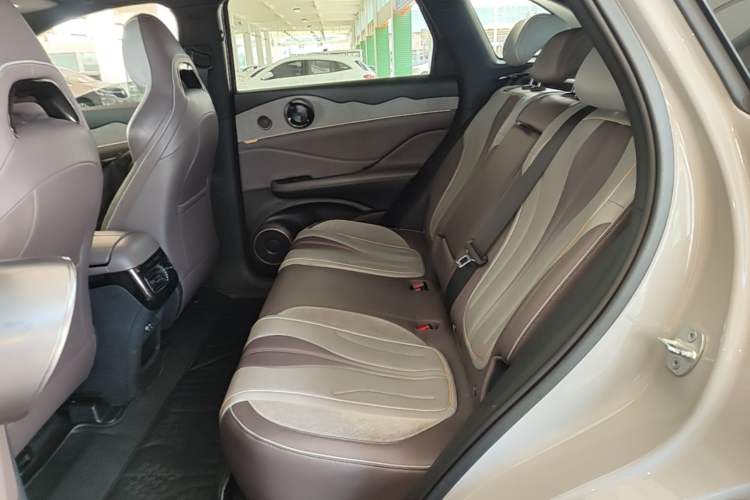 Used BYD Frigate 07 2023 DM-i 100KM Prestige Model Left Rear Seat