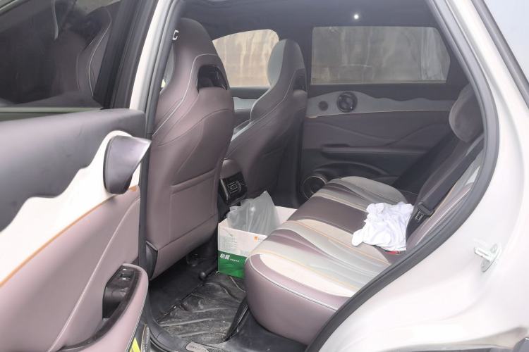 Used BYD Frigate 07 2023 DM-i 205KM Prestige Model Left Rear Seat