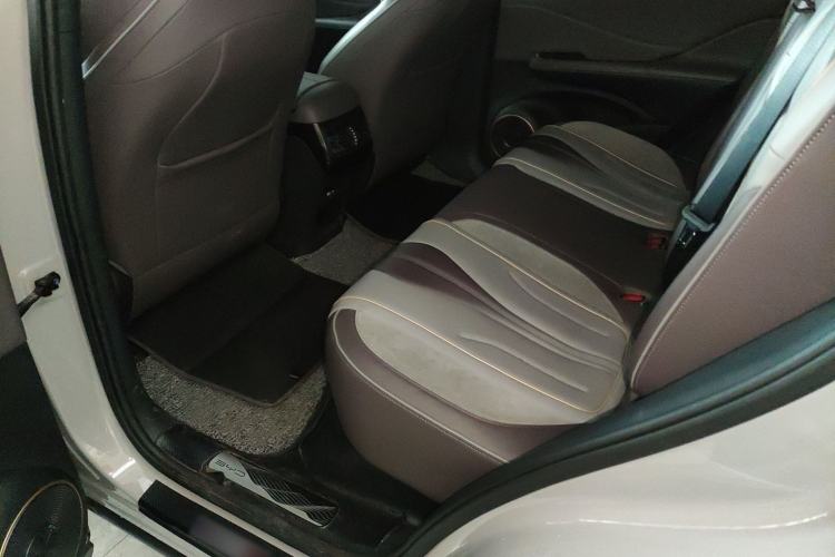 Used BYD Frigate 07 2023 DM-i 100KM Prestige Model Left Rear Seat