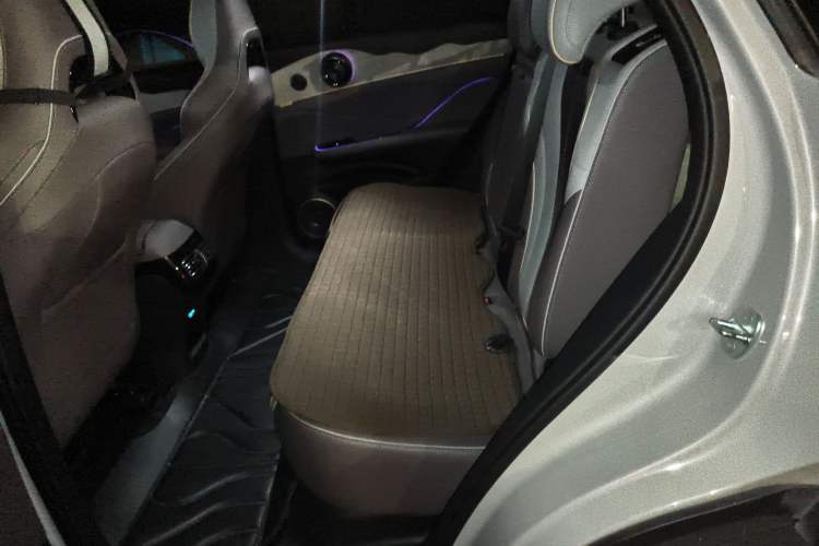 Used BYD Frigate 07 2023 DM-i 100KM Prestige Model Left Rear Seat