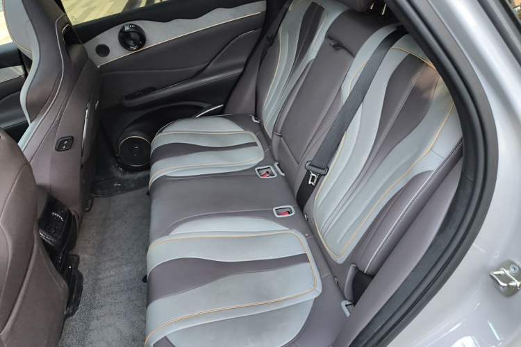Used BYD Frigate 07 2023 DM-i 100KM Flagship Model Left Rear Seat