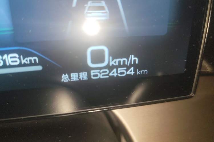 Used BYD Frigate 07 2023 DM-i 205KM Prestige Model Odometer Close Up