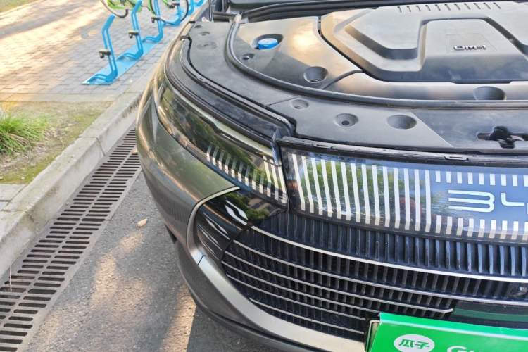 Used BYD Frigate 07 2023 DM-i 100KM Prestige Model Right Front Headlight
