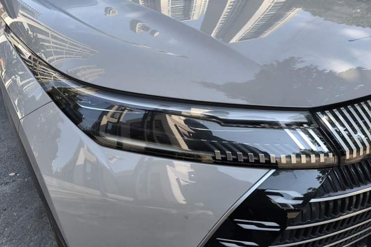 Used BYD Frigate 07 2023 DM-i 100KM Flagship Model Right Front Headlight