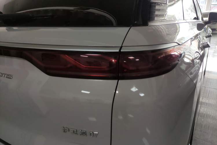 Used BYD Frigate 07 2023 DM-i 100KM Prestige Model Right Rear Taillight